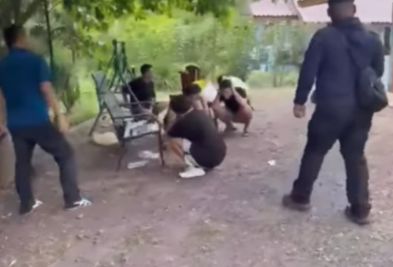 Пятого полицейского обвинили в похищении китайских туристов ради выкупа